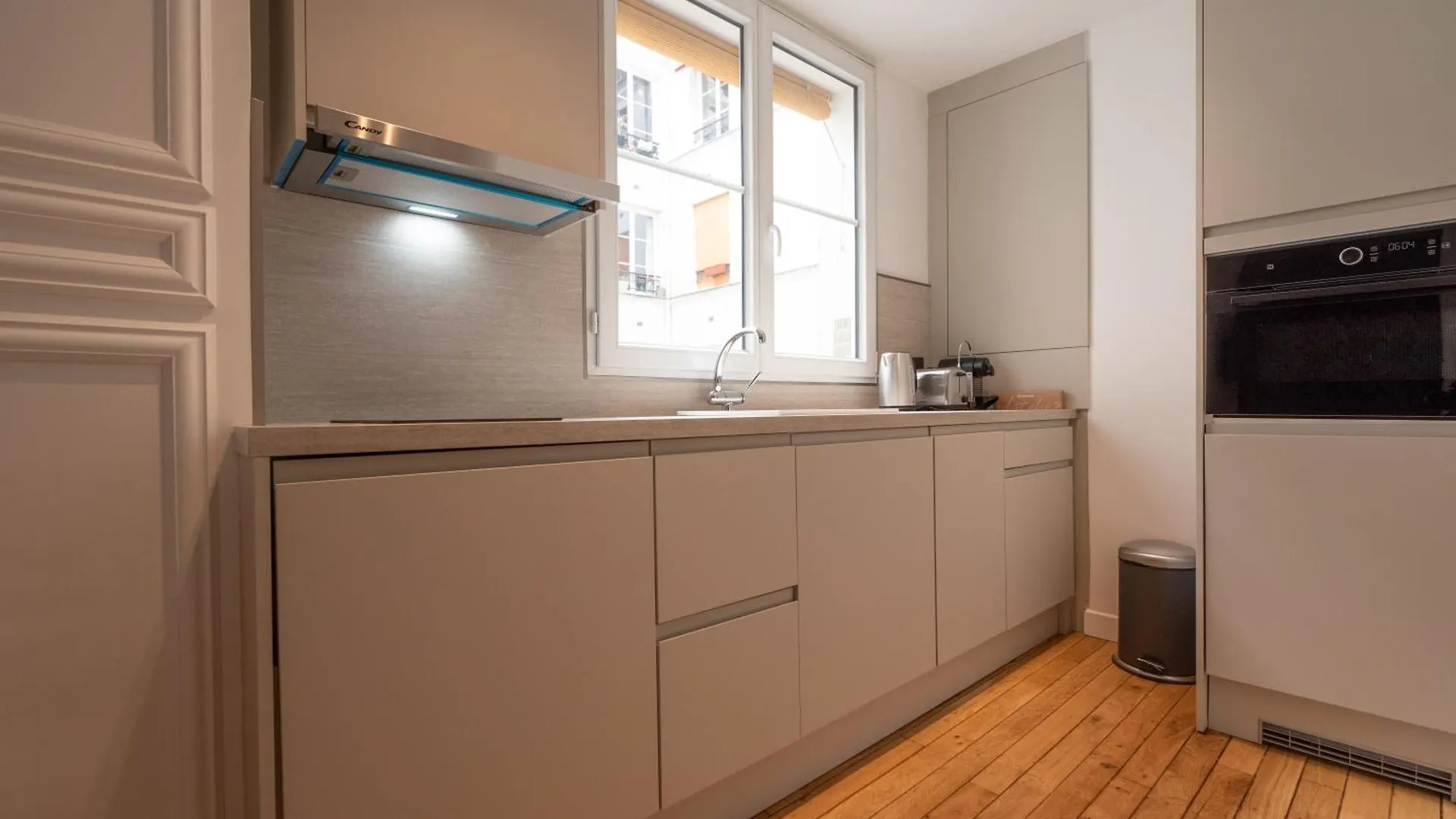 Lovely Apartment Near Canal St Martin Paris